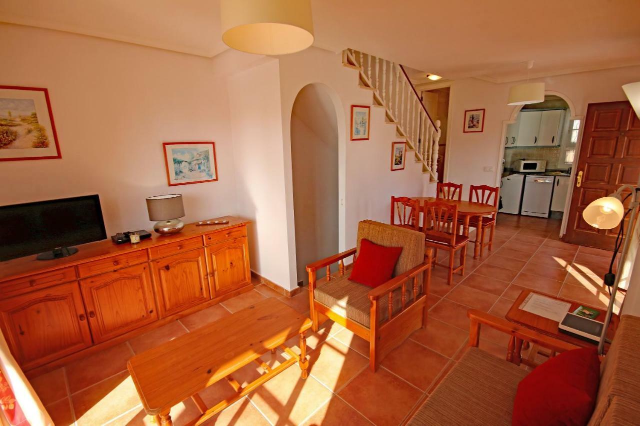Las Dunas 2 By Rentmedano Pretty 2 Bedroom Villa, Ocean Views, Pool And Wifi El Médano Exterior photo
